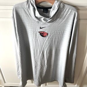 Size 3x Nike Dry -fit Oregon State long sleeve pullover with hood.